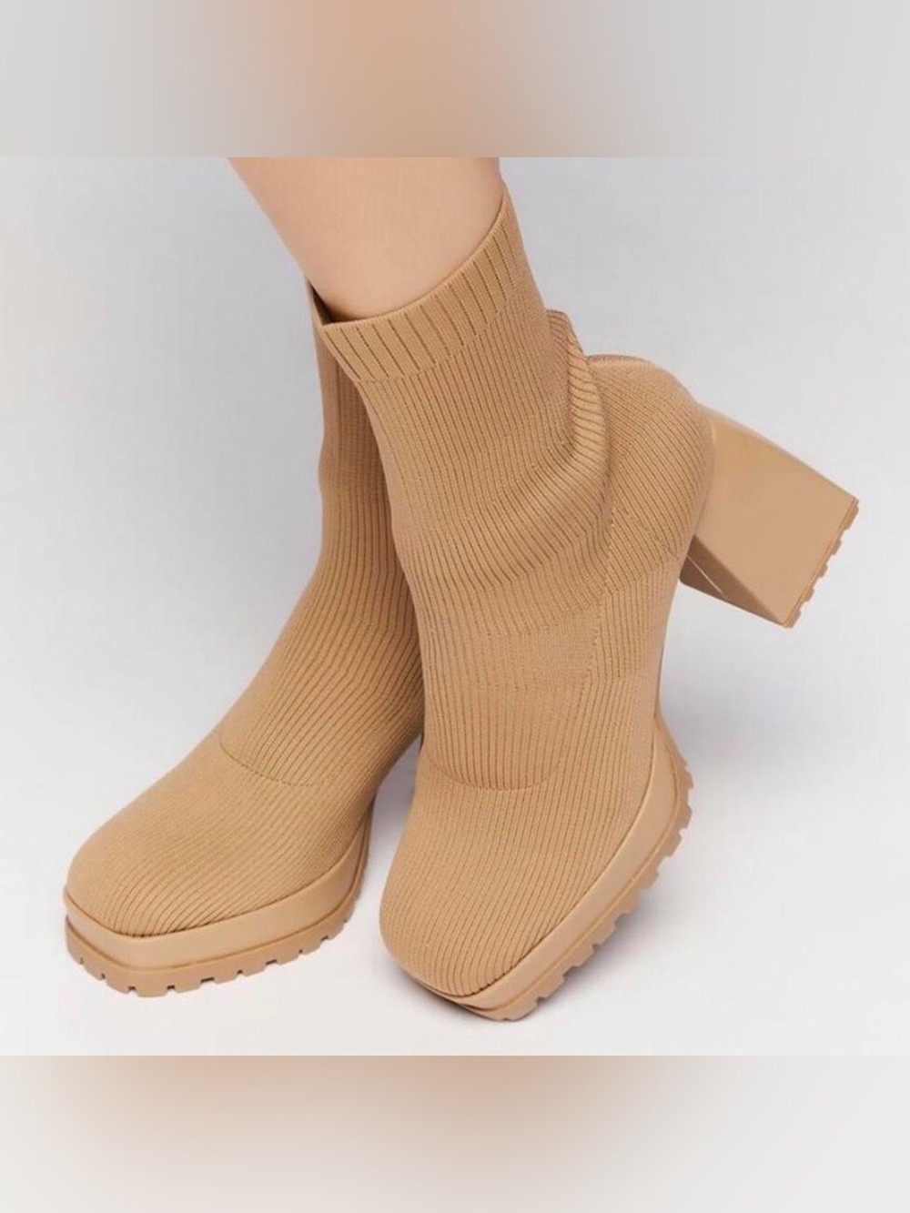 Forever 21 LUG-SOLE SOCK BOOTIES (Size 8)